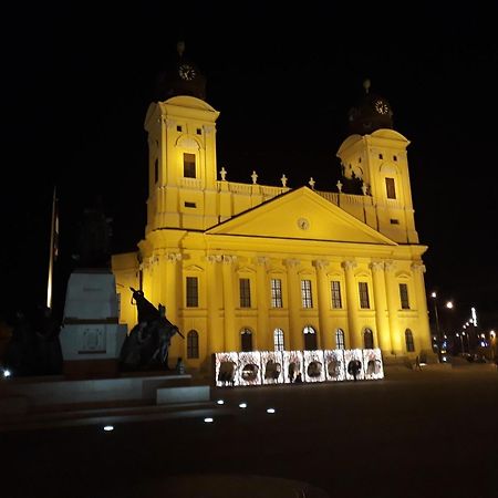 Piac Utcai Apartman 2 Debrecen Exteriör bild