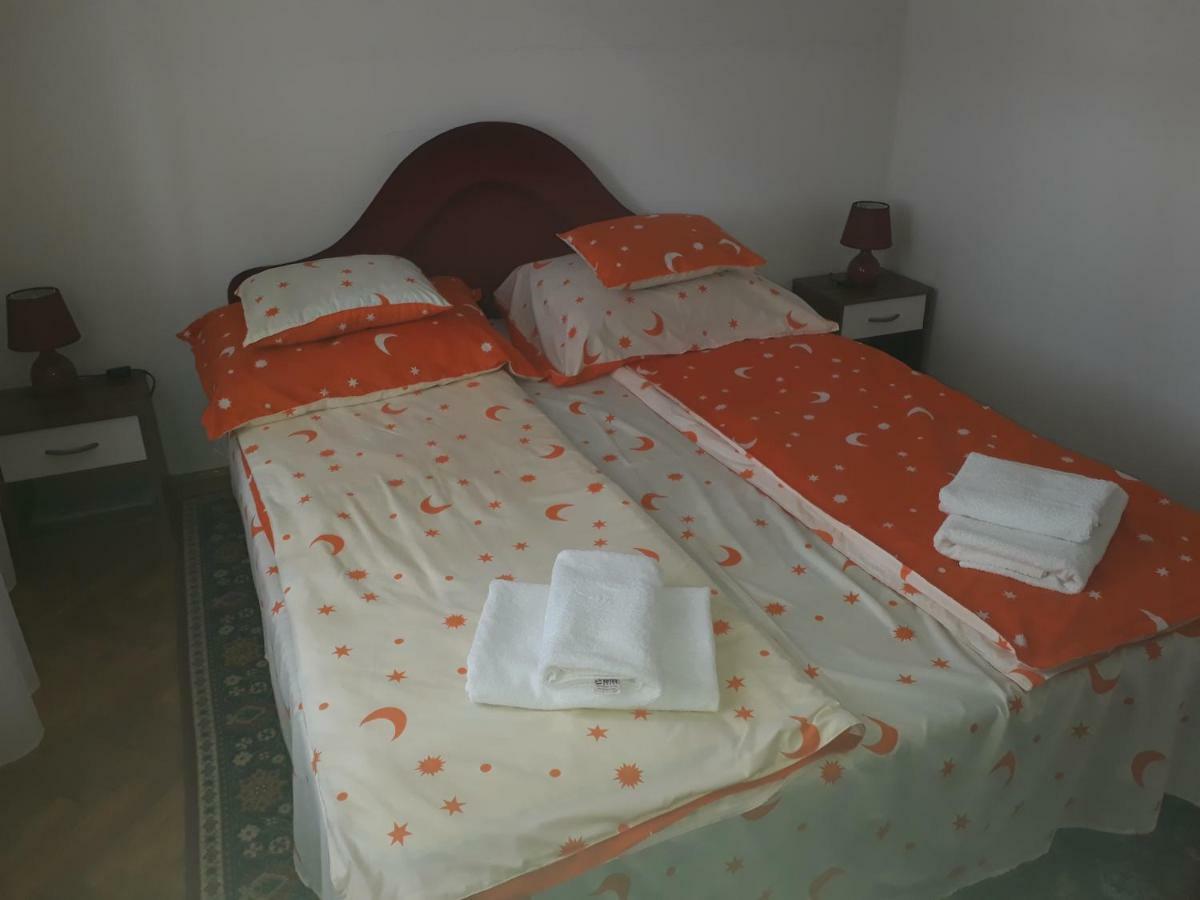 Piac Utcai Apartman 2 Debrecen Exteriör bild