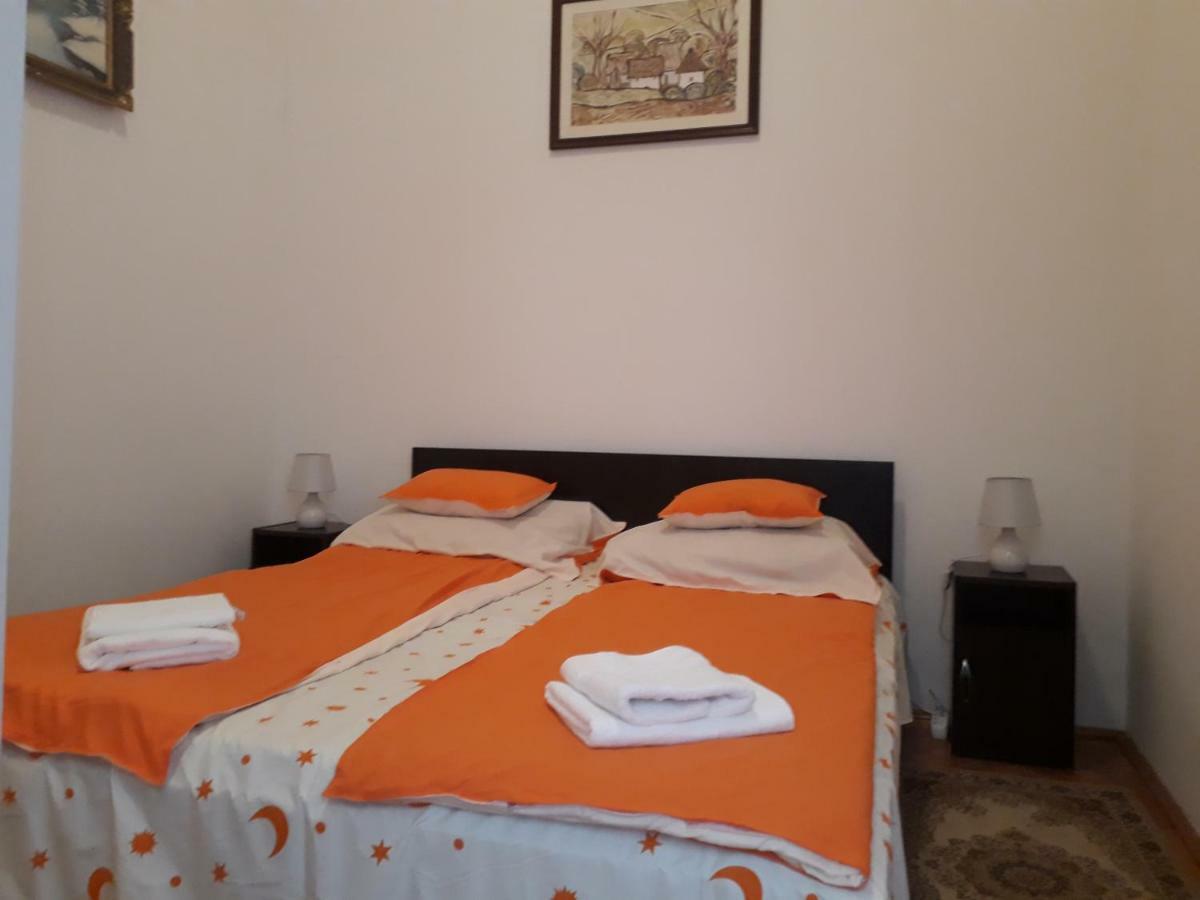 Piac Utcai Apartman 2 Debrecen Exteriör bild